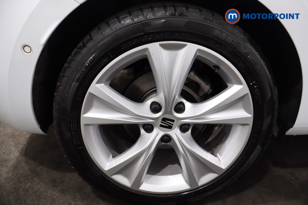 Seat Leon FR Manual Petrol Hatchback - Stock Number (1588589) - 9th supplementary image