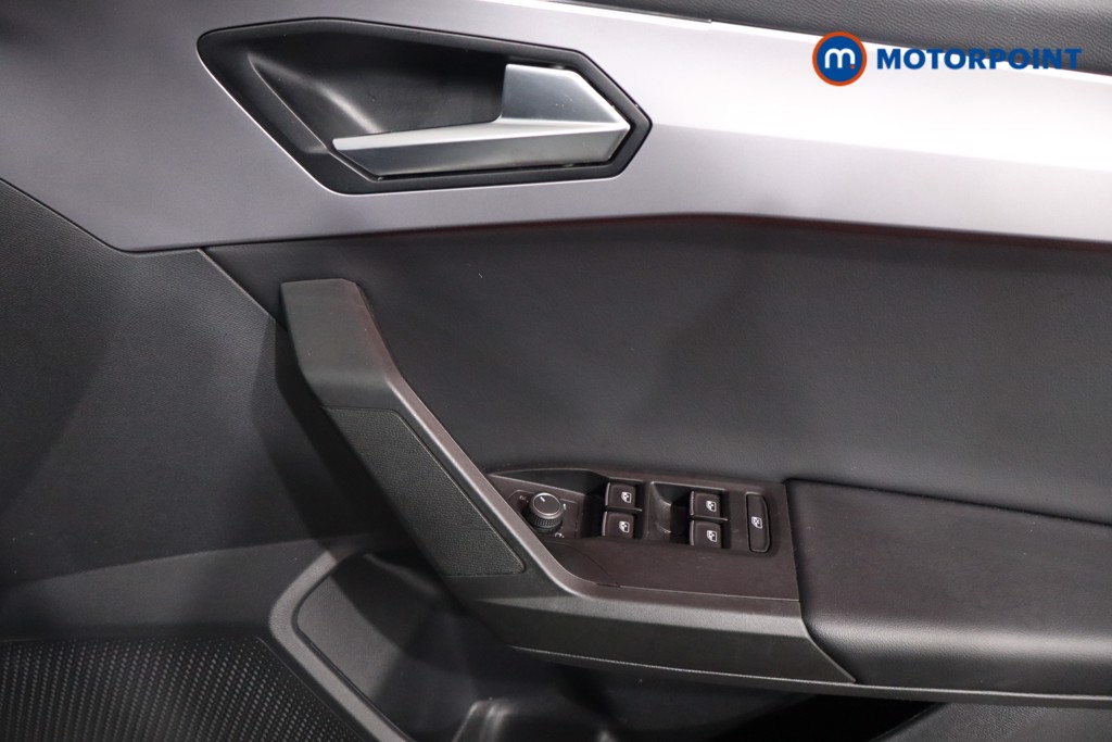 Seat Leon FR Manual Petrol Hatchback - Stock Number (1588589) - 21st supplementary image