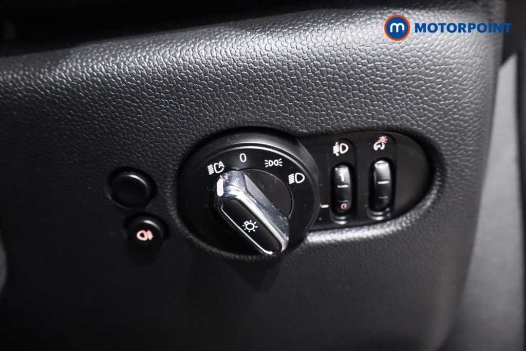 Mini Hatchback Cooper Sport Automatic Petrol Hatchback - Stock Number (1588992) - 22nd supplementary image