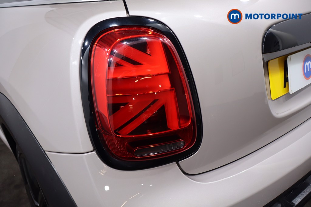 Mini Hatchback Cooper Sport Automatic Petrol Hatchback - Stock Number (1588992) - 36th supplementary image