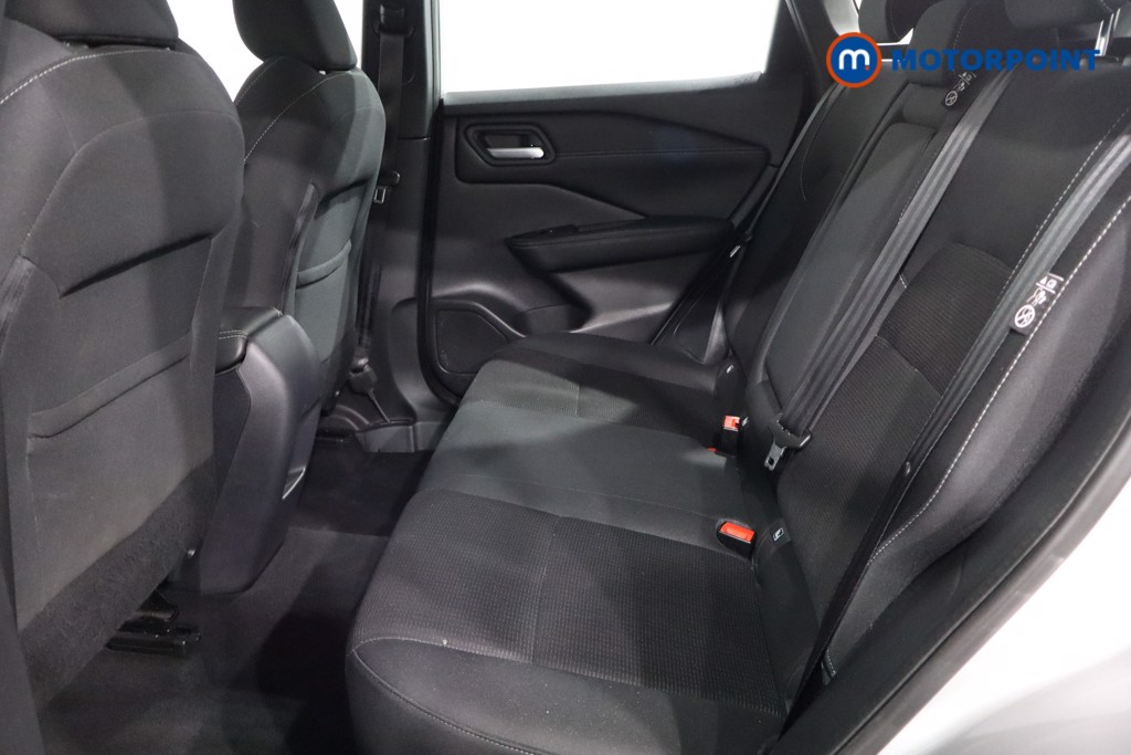 Nissan Qashqai Acenta Premium Automatic Petrol SUV - Stock Number (1589747) - 5th supplementary image