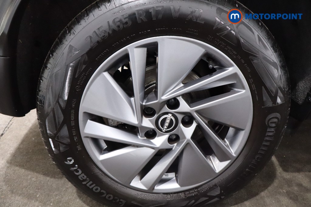 Nissan Qashqai Acenta Premium Automatic Petrol SUV - Stock Number (1589747) - 9th supplementary image