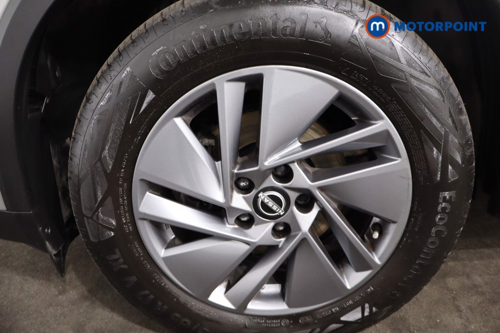 Nissan Qashqai Acenta Premium Automatic Petrol SUV - Stock Number (1589747) - 11th supplementary image