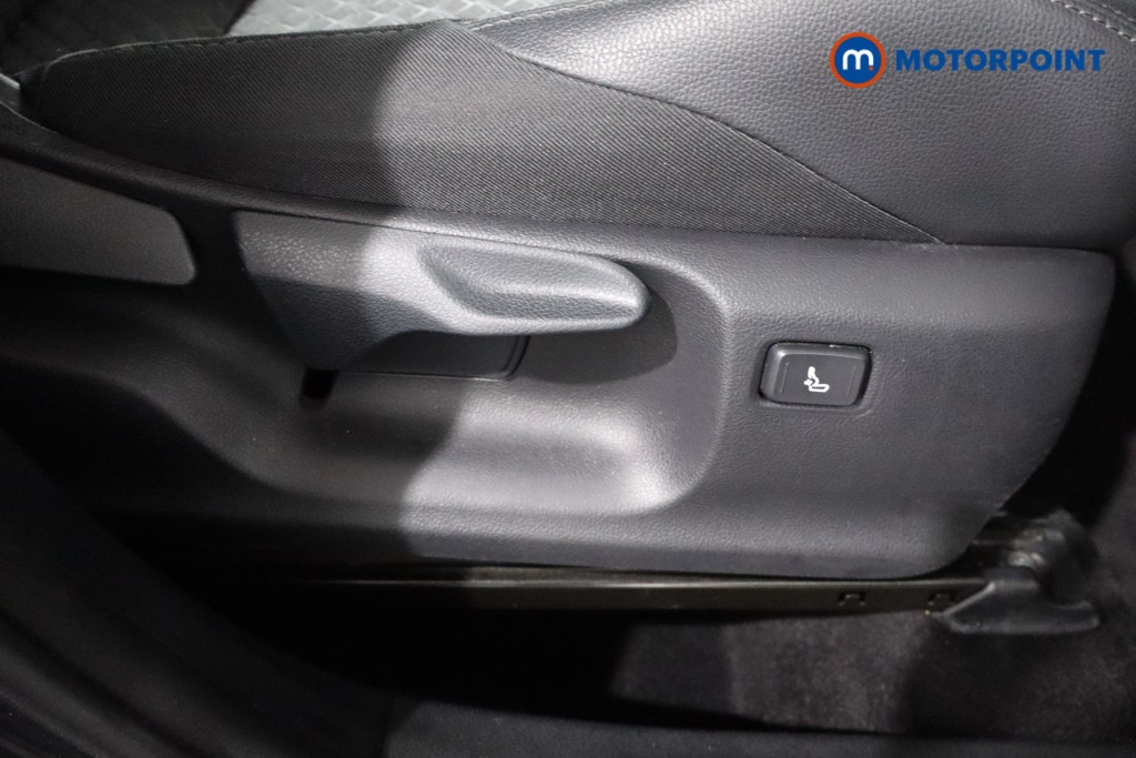 Toyota C-Hr Design Automatic Petrol-Electric Hybrid SUV - Stock Number (1589859) - 23rd supplementary image