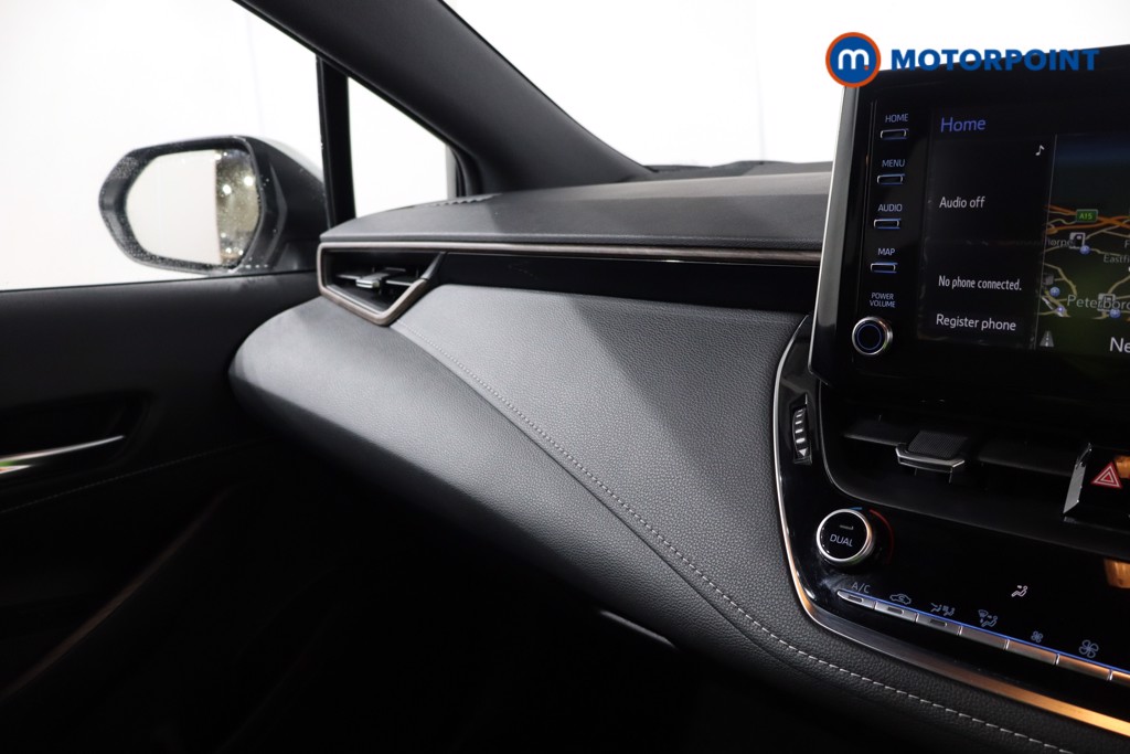 Toyota Corolla Trek Automatic Petrol-Electric Hybrid Estate - Stock Number (1569488) - 17th supplementary image