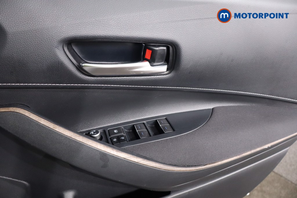 Toyota Corolla Trek Automatic Petrol-Electric Hybrid Estate - Stock Number (1569488) - 19th supplementary image