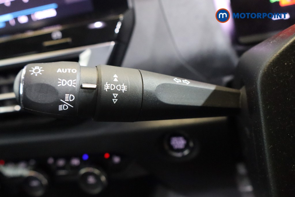 Citroen C4 Shine Plus Automatic Petrol Hatchback - Stock Number (1582041) - 17th supplementary image