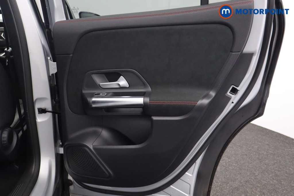 Mercedes-Benz EQA Amg Line Automatic Electric SUV - Stock Number (1583967) - 18th supplementary image