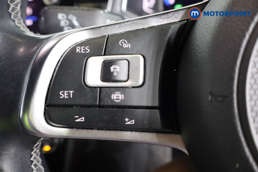 Volkswagen T-Roc R-Line Automatic Petrol SUV - Stock Number (1586035) - 13th supplementary image