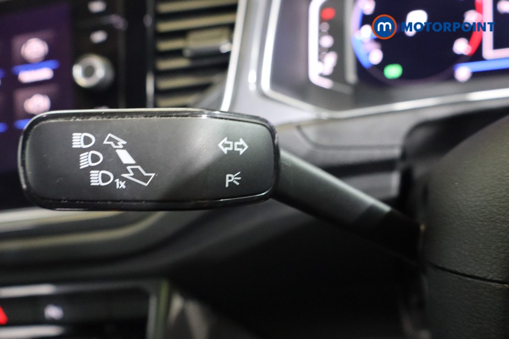 Volkswagen T-Roc R-Line Automatic Petrol SUV - Stock Number (1586035) - 15th supplementary image