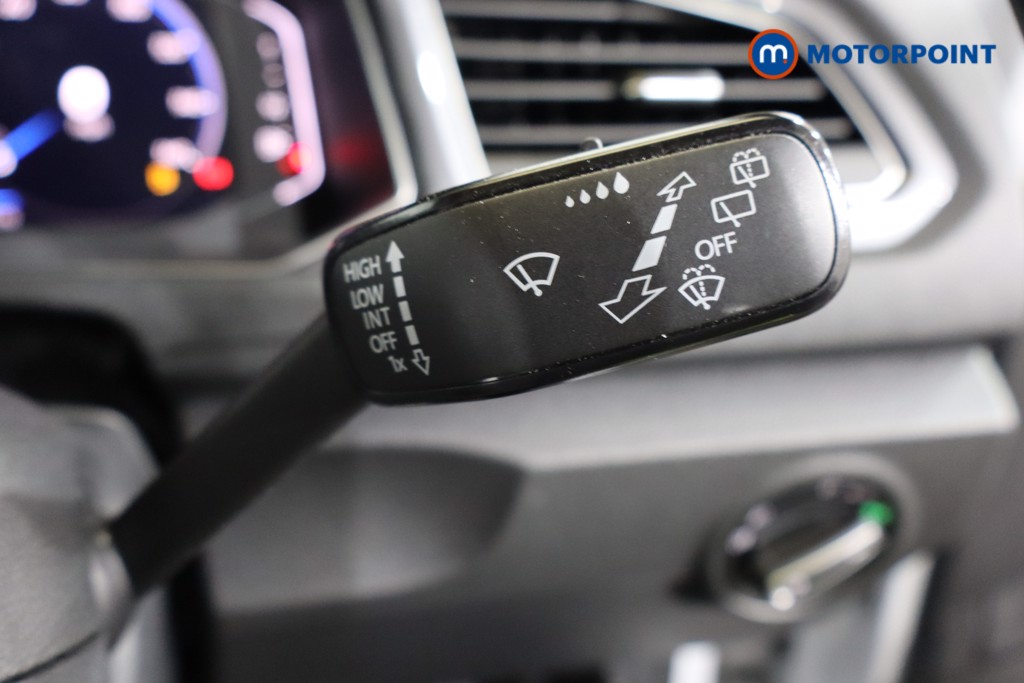 Volkswagen T-Roc R-Line Automatic Petrol SUV - Stock Number (1586035) - 16th supplementary image