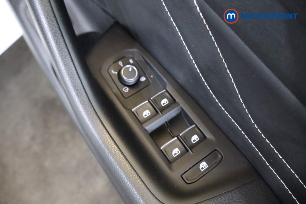 Volkswagen Arteon R-Line Automatic Diesel Estate - Stock Number (1586857) - 18th supplementary image