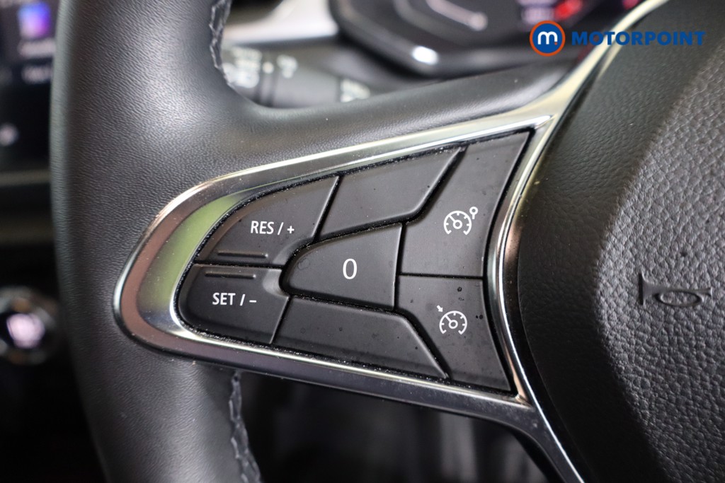 Renault Captur Se Edition Manual Petrol SUV - Stock Number (1586866) - 14th supplementary image