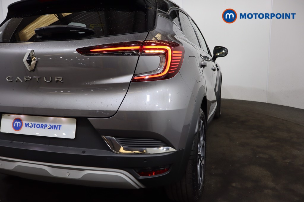 Renault Captur Se Edition Manual Petrol SUV - Stock Number (1586866) - 32nd supplementary image