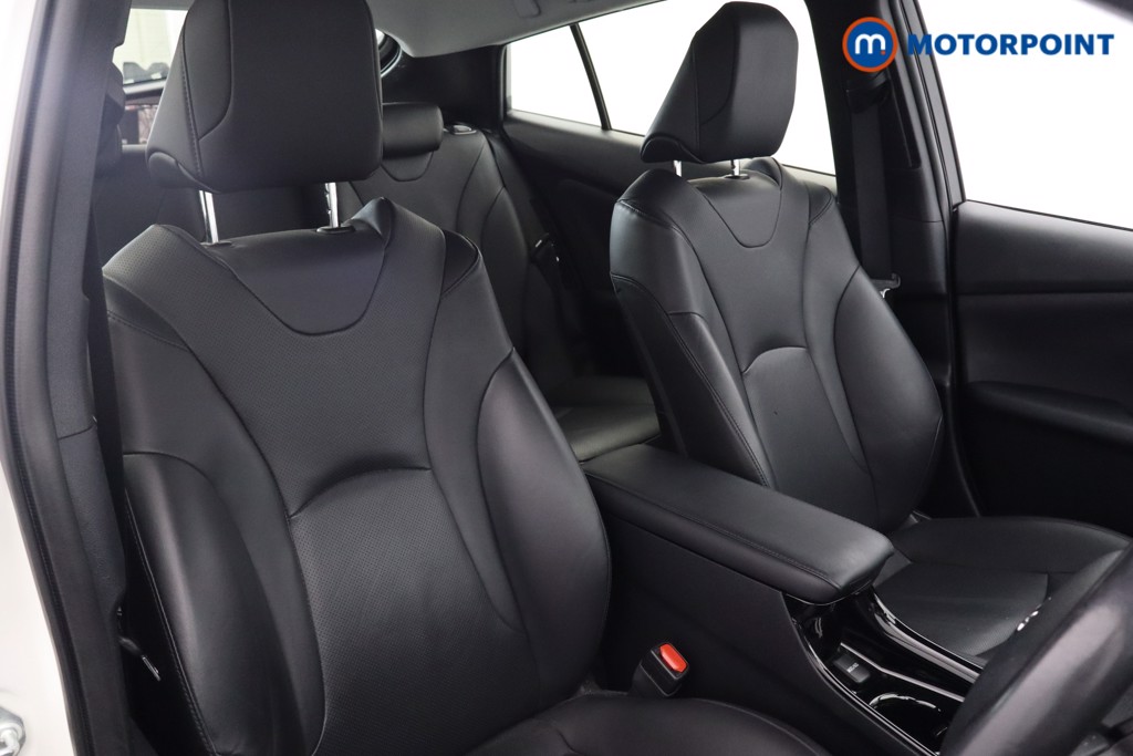 Toyota Prius Excel Automatic Petrol Plug-In Hybrid Hatchback - Stock Number (1588323) - 13th supplementary image