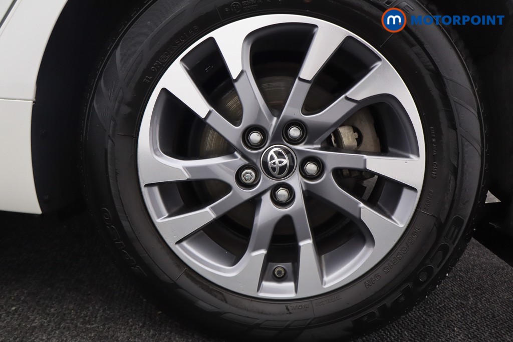 Toyota Prius Excel Automatic Petrol Plug-In Hybrid Hatchback - Stock Number (1588323) - 20th supplementary image