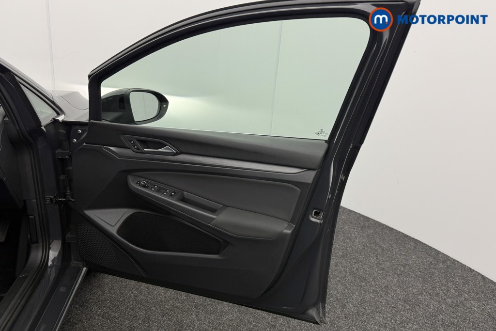 Volkswagen Golf Style Manual Petrol Hatchback - Stock Number (1566859) - 16th supplementary image