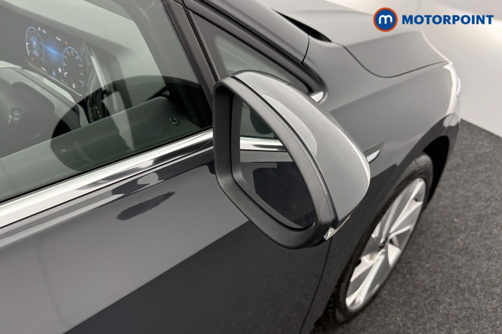 Volkswagen Golf Style Manual Petrol Hatchback - Stock Number (1566859) - 17th supplementary image