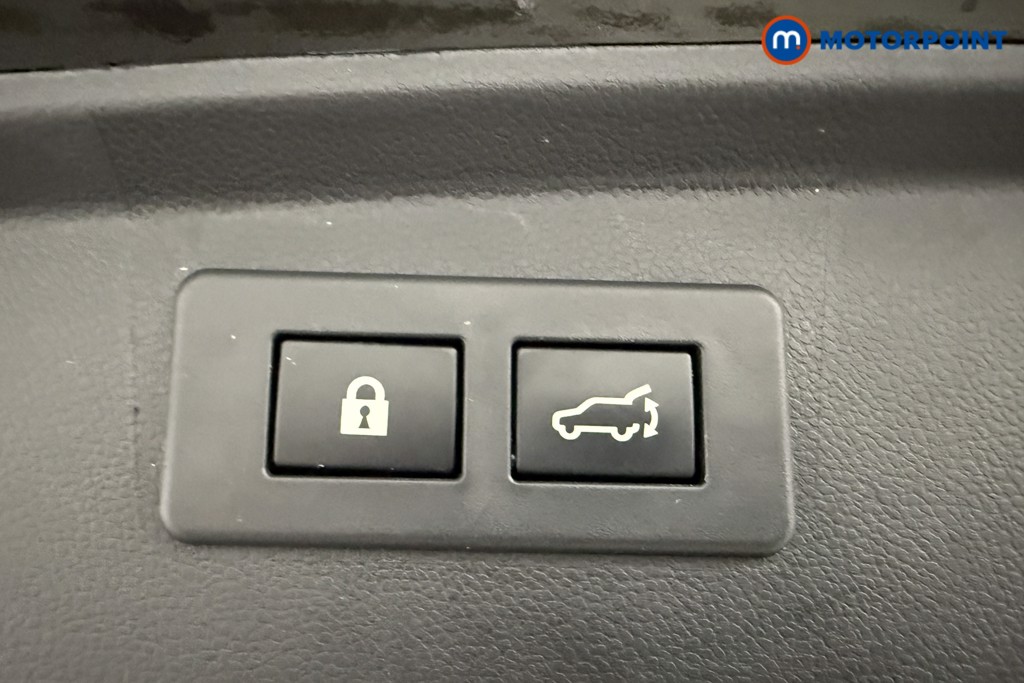 Subaru Outback Touring Automatic Petrol Estate - Stock Number (1568674) - 29th supplementary image