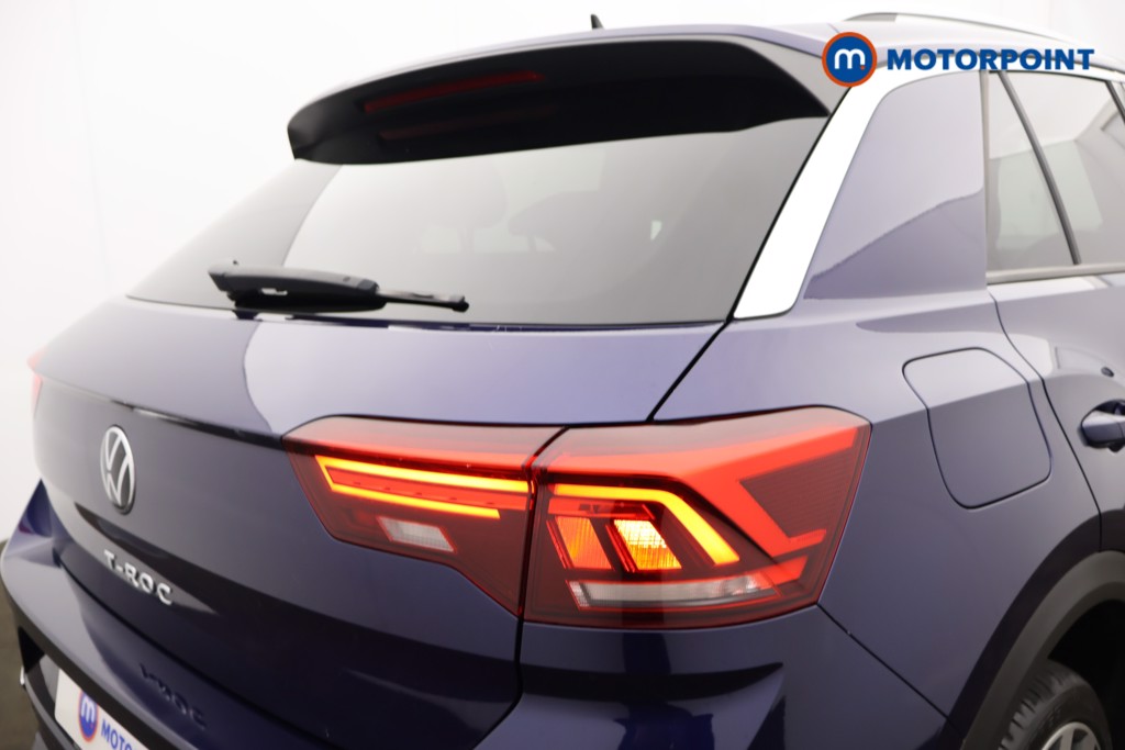 Volkswagen T-Roc R-Line Automatic Petrol SUV - Stock Number (1574995) - 26th supplementary image