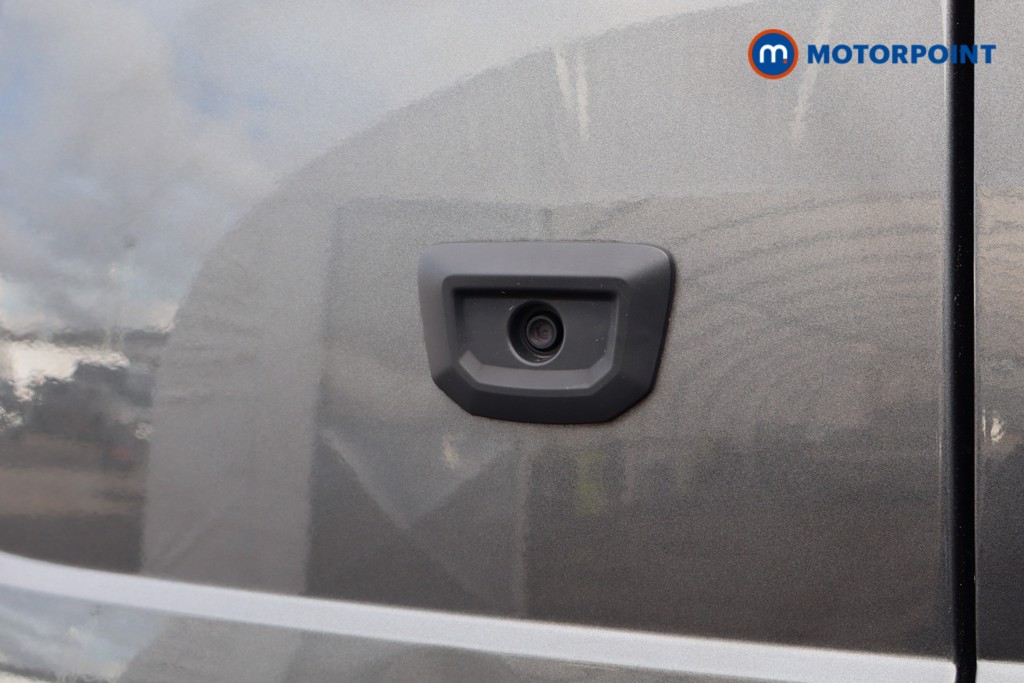 Ford Transit Custom Limited Automatic Diesel Crew Bus - Stock Number (1578075) - 37th supplementary image