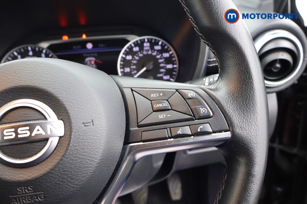 Nissan Juke N-Connecta Manual Petrol SUV - Stock Number (1579689) - 3rd supplementary image