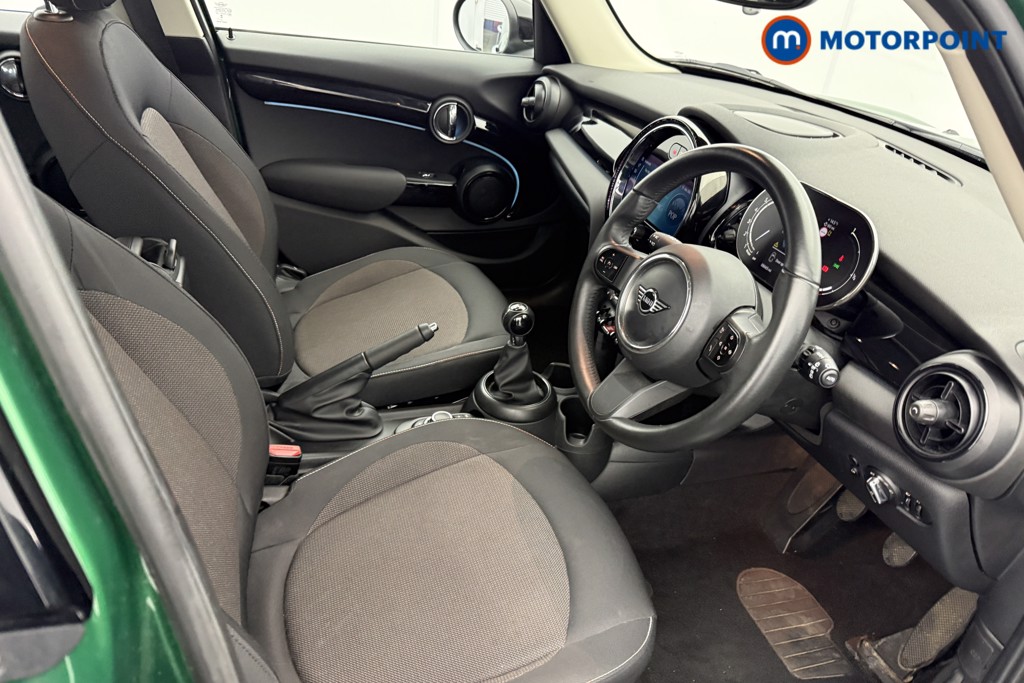 Mini Hatchback Cooper Classic Manual Petrol Hatchback - Stock Number (1580194) - 3rd supplementary image