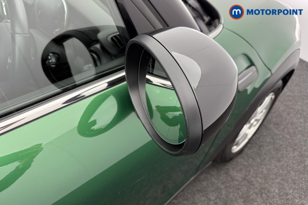 Mini Hatchback Cooper Classic Manual Petrol Hatchback - Stock Number (1580194) - 15th supplementary image