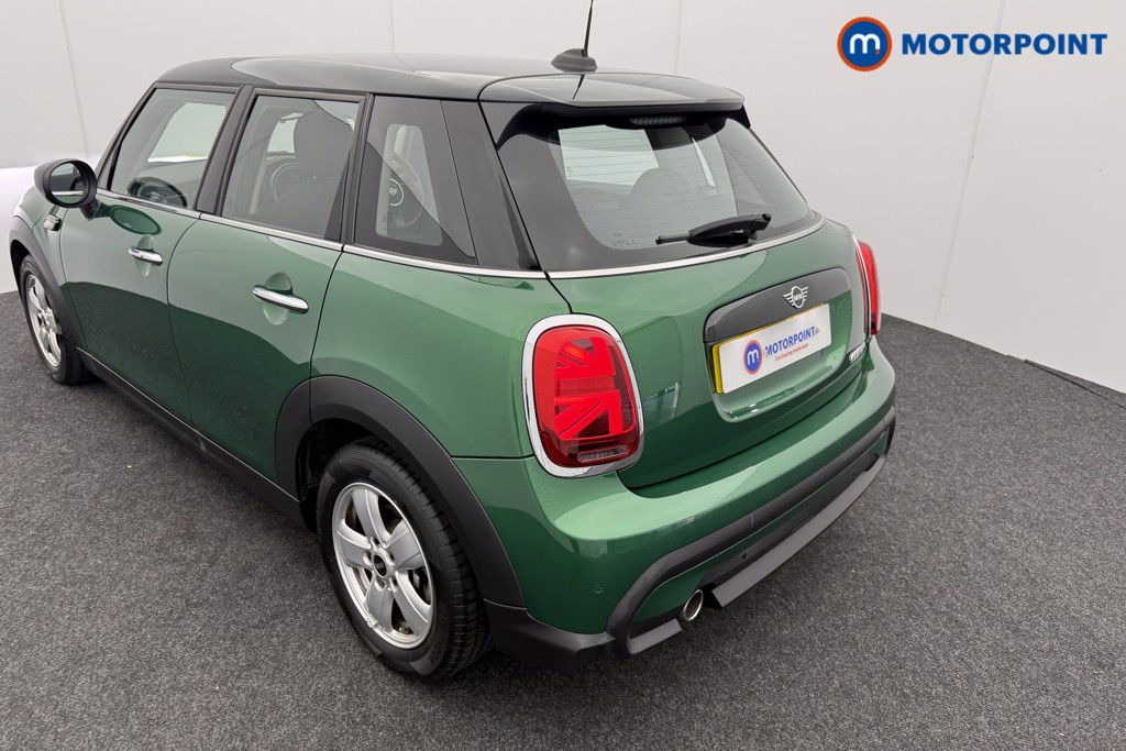 Mini Hatchback Cooper Classic Manual Petrol Hatchback - Stock Number (1580194) - 21st supplementary image