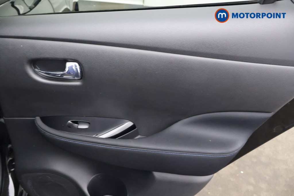 Nissan Leaf N-Connecta Automatic Electric Hatchback - Stock Number (1581933) - 16th supplementary image