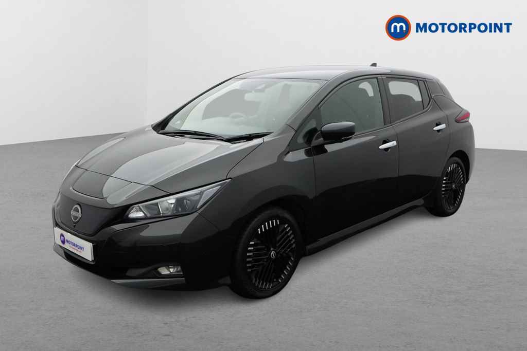 Nissan Leaf N-Connecta Automatic Electric Hatchback - Stock Number (1581933) - Passenger side front corner
