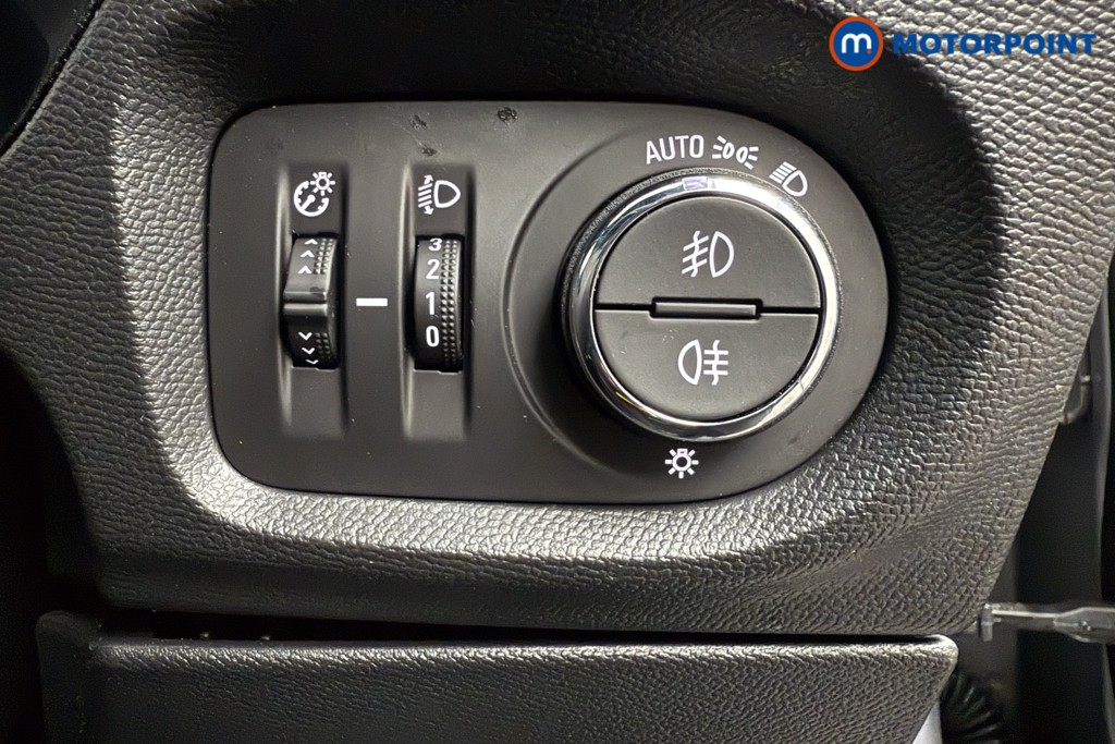 Vauxhall Corsa GS Manual Petrol Hatchback - Stock Number (1582180) - 16th supplementary image
