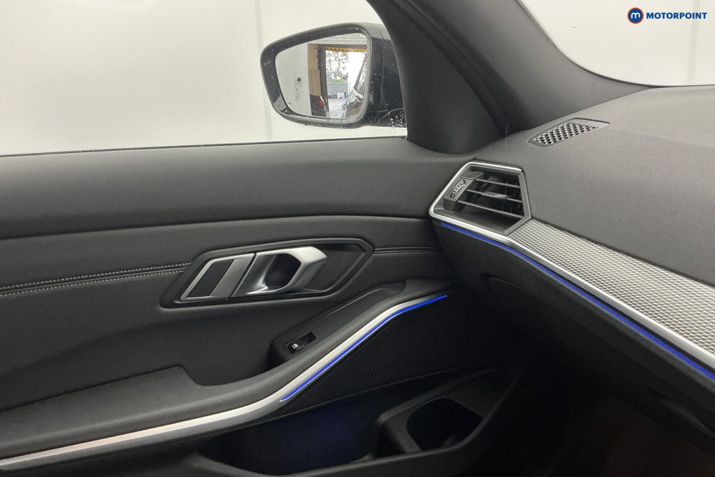 BMW 3 Series M Sport Automatic Petrol Estate - Stock Number (1582339) - 17th supplementary image