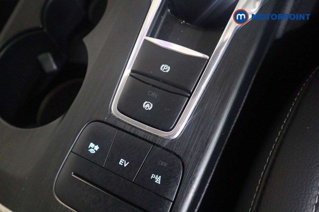 Ford Kuga Titanium Automatic Petrol Plug-In Hybrid SUV - Stock Number (1582672) - 9th supplementary image