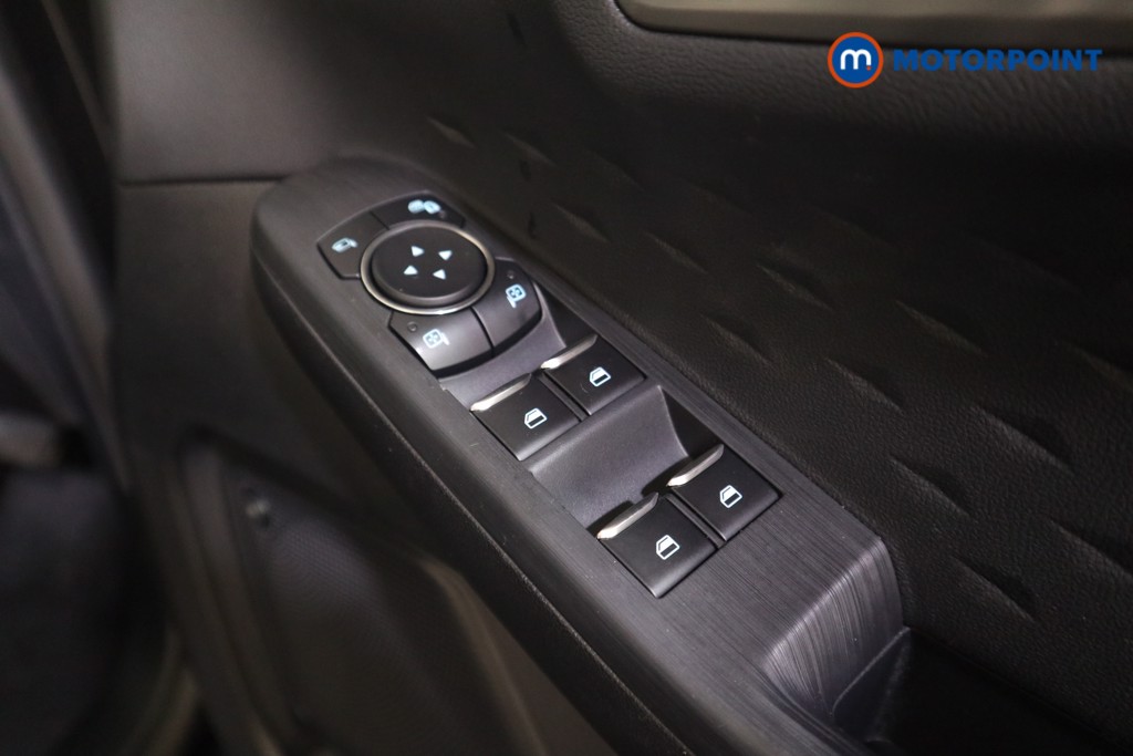 Ford Kuga Titanium Automatic Petrol Plug-In Hybrid SUV - Stock Number (1582672) - 12th supplementary image