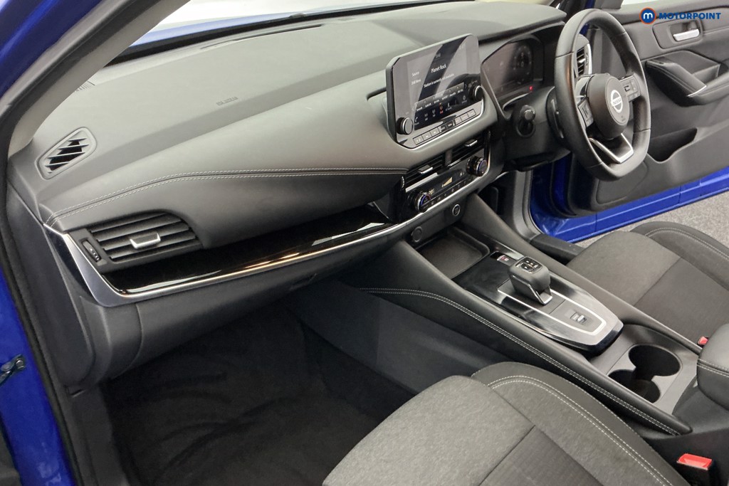 Nissan Qashqai N-Connecta Automatic Petrol SUV - Stock Number (1583095) - 8th supplementary image