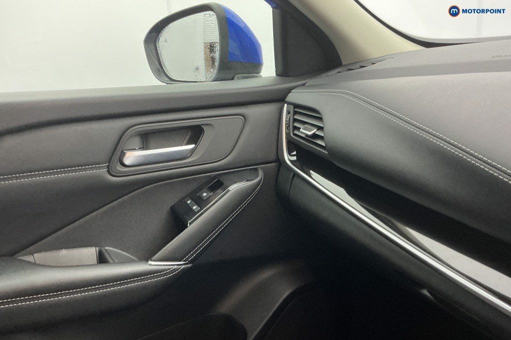 Nissan Qashqai N-Connecta Automatic Petrol SUV - Stock Number (1583095) - 17th supplementary image