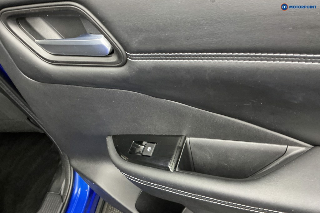 Nissan Qashqai N-Connecta Automatic Petrol SUV - Stock Number (1583095) - 24th supplementary image