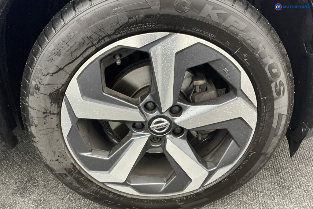 Nissan Qashqai N-Connecta Automatic Petrol SUV - Stock Number (1583095) - 33rd supplementary image