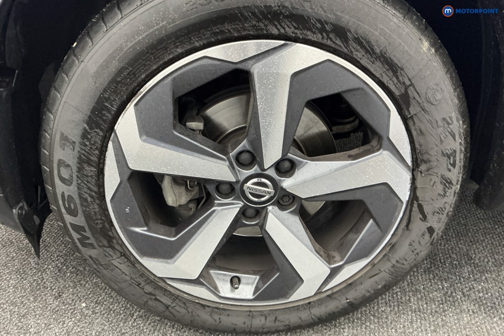 Nissan Qashqai N-Connecta Automatic Petrol SUV - Stock Number (1583095) - 34th supplementary image