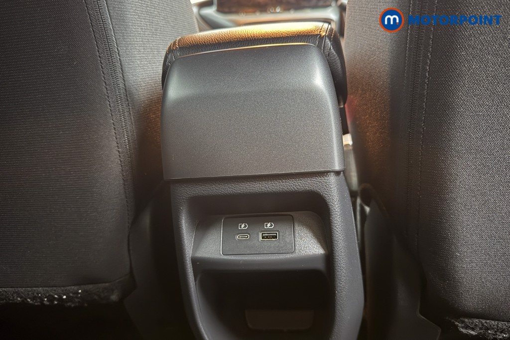 Nissan Juke N-Connecta Automatic Petrol SUV - Stock Number (1584032) - 22nd supplementary image