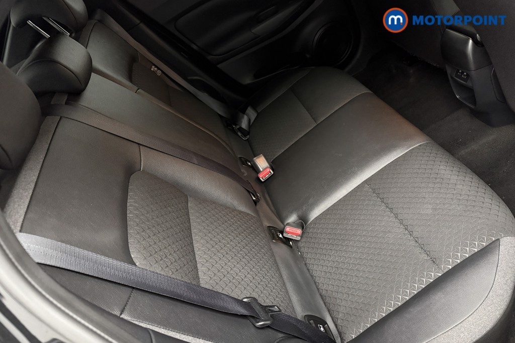 Nissan Juke N-Connecta Automatic Petrol SUV - Stock Number (1584032) - 23rd supplementary image