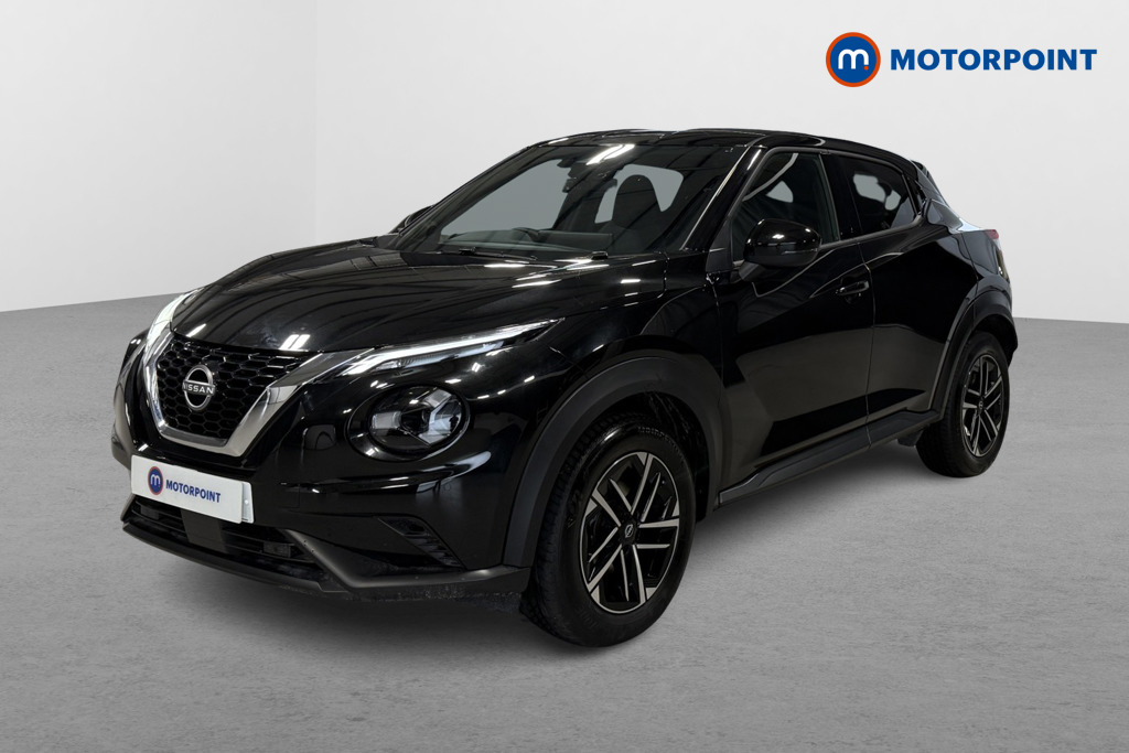 Nissan Juke N-Connecta Automatic Petrol SUV - Stock Number (1584032) - Passenger side front corner
