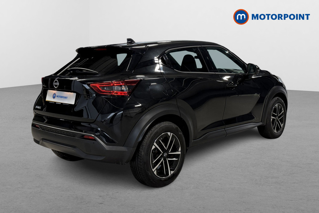 Nissan Juke N-Connecta Automatic Petrol SUV - Stock Number (1584032) - Drivers side rear corner
