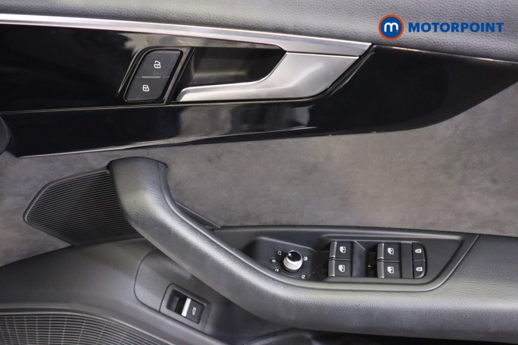 Audi A4 Black Edition Automatic Petrol Estate - Stock Number (1584154) - 9th supplementary image