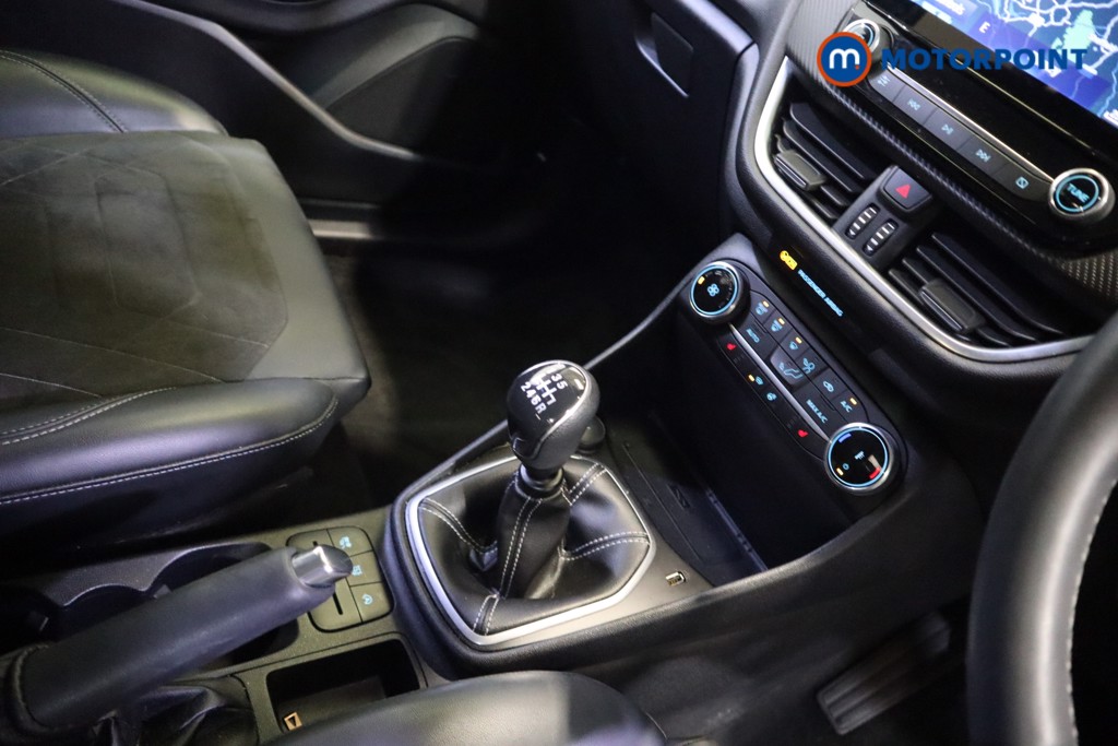 Ford Fiesta Titanium Vignale Manual Petrol Hatchback - Stock Number (1584167) - 8th supplementary image