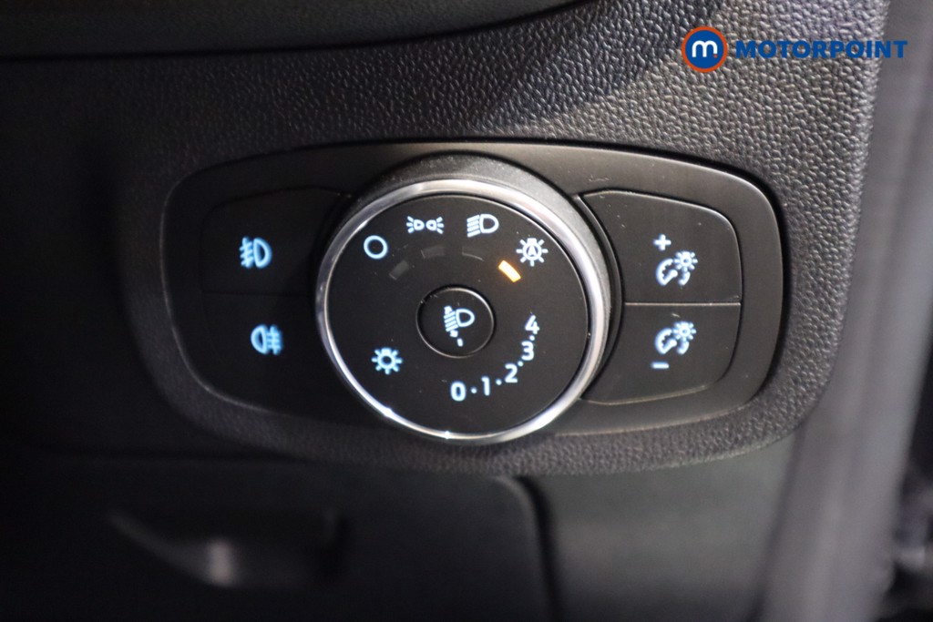 Ford Fiesta Titanium Vignale Manual Petrol Hatchback - Stock Number (1584167) - 13th supplementary image