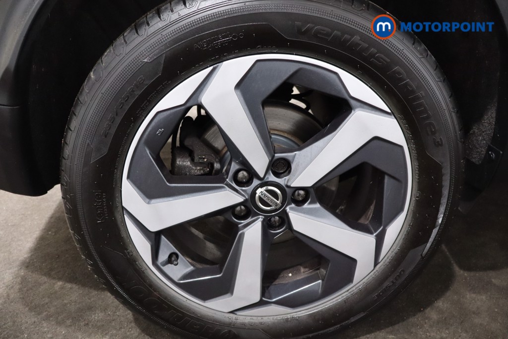 Nissan Qashqai N-Connecta Manual Petrol SUV - Stock Number (1584277) - 9th supplementary image