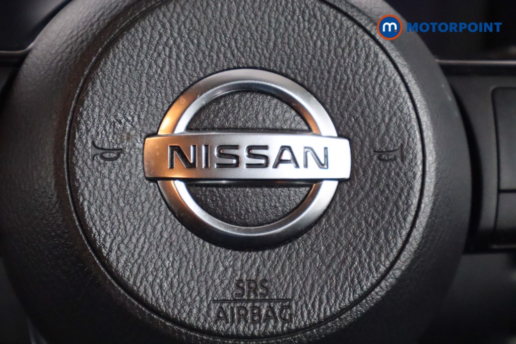 Nissan Qashqai N-Connecta Manual Petrol SUV - Stock Number (1584277) - 17th supplementary image