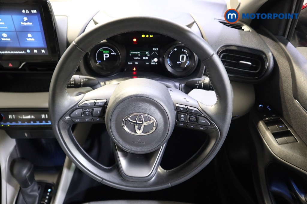 Toyota Yaris Excel Automatic Petrol-Electric Hybrid Hatchback - Stock Number (1584419) - 2nd supplementary image